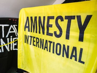 Amnesty International poster transparent 1140 px SITA Marko Erd